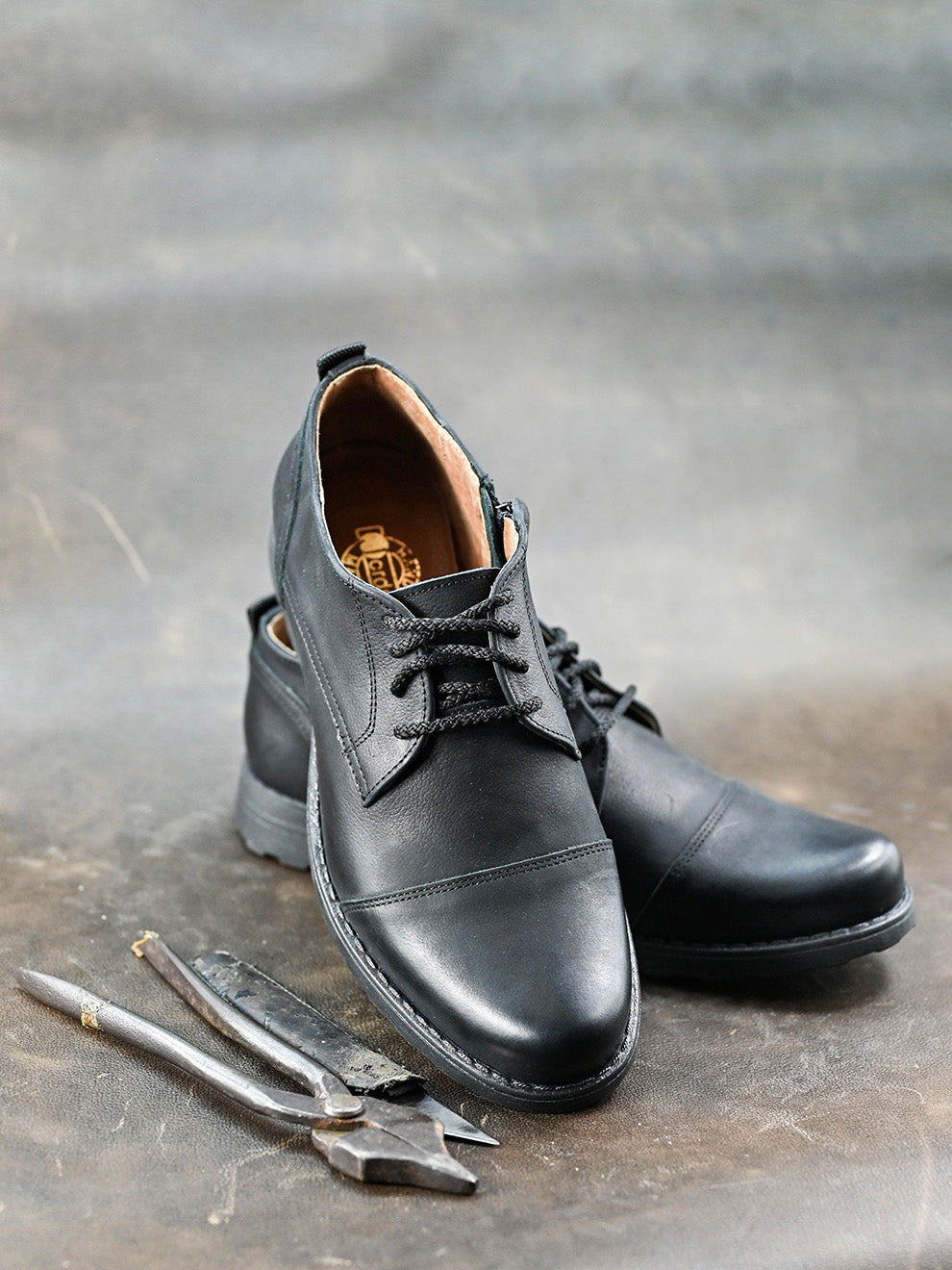 Chaussures Derby en Cuir Faites à la Main pour Homme "Paul" Noires