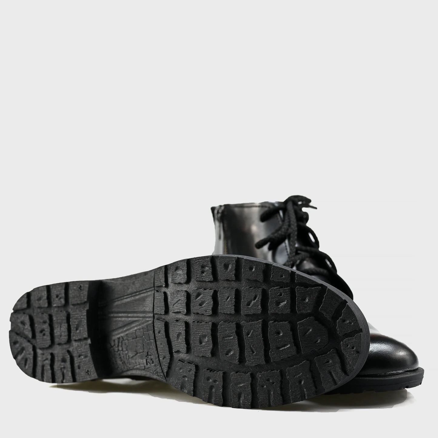 Handmade Black Leather Men’s Boots – Raven | KarolShoes