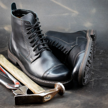 Handgefertigte Schwarze Herren-Lederstiefel – Classic | KarolShoes