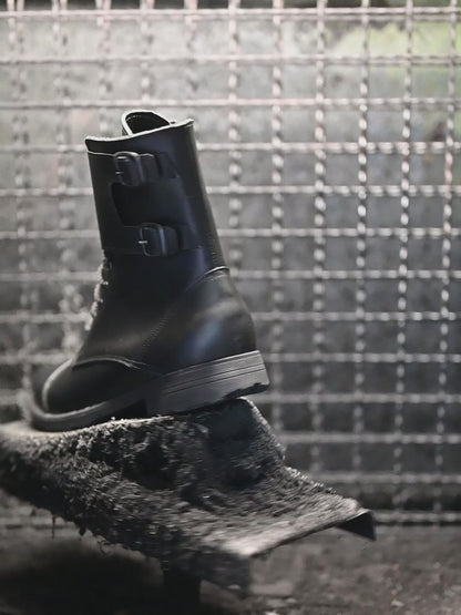 Pánské kožené boty Vanguard – černé vysoké boty s přezkami a bočním zipem | KarolShoes